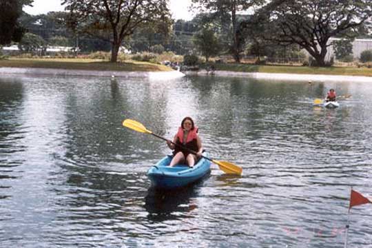 cw-Kayak-Girl
